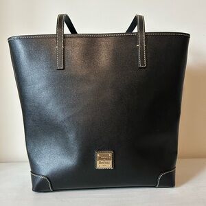 NWOT Dooney & Bourke Black Tote Bag